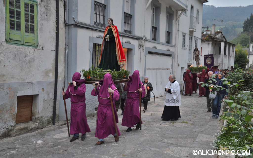 San Xoán (San Juan Evangelista). Procesión do Prendemento. Semana Santa en Mondoñedo.